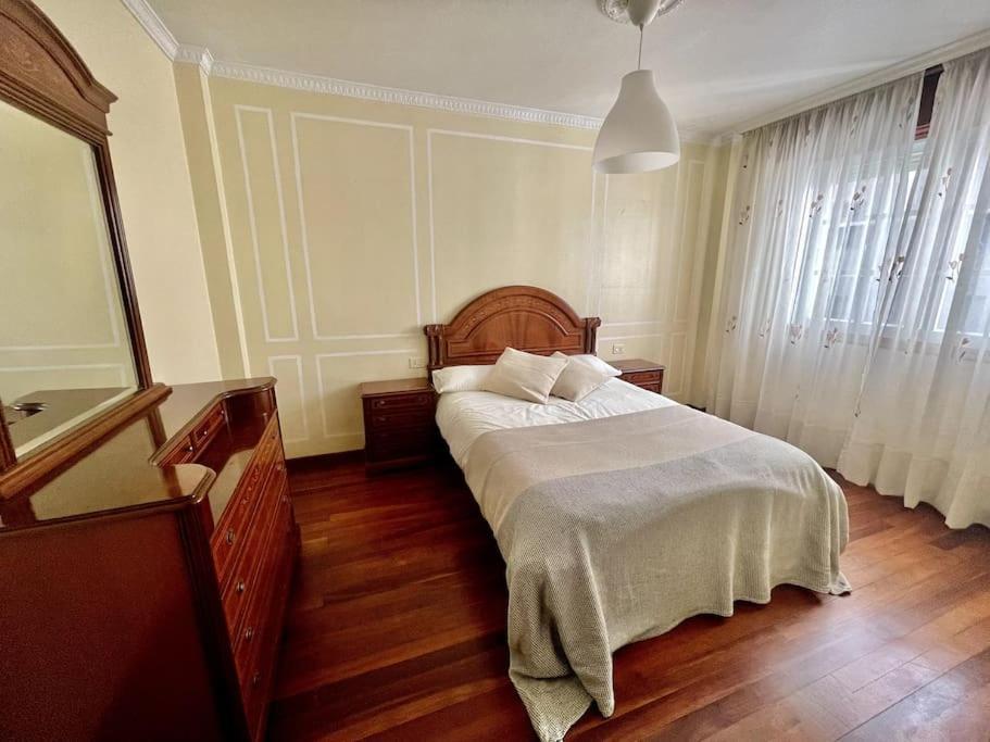 Agradable Apartamento Centrico En Cangas Exterior photo